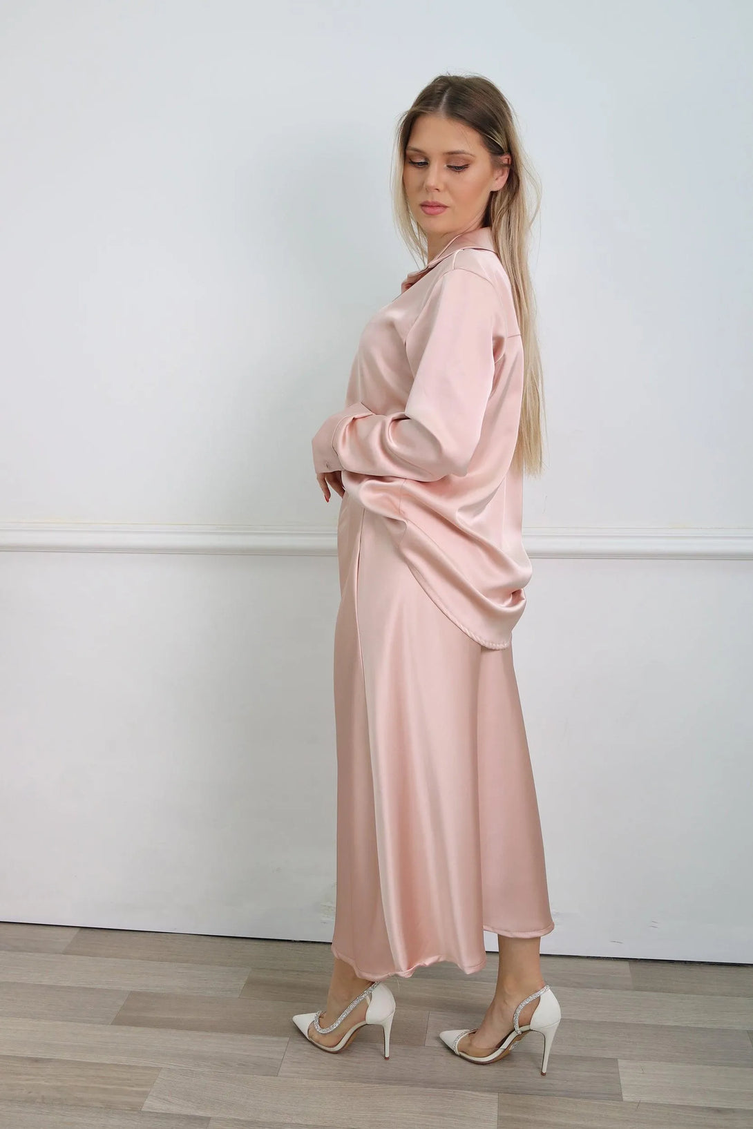 חליפת סאטן פלור - דתייה אונליין