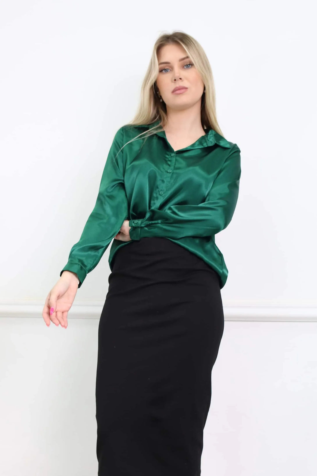 חולצת סאטן ארמני - דתייה אונליין