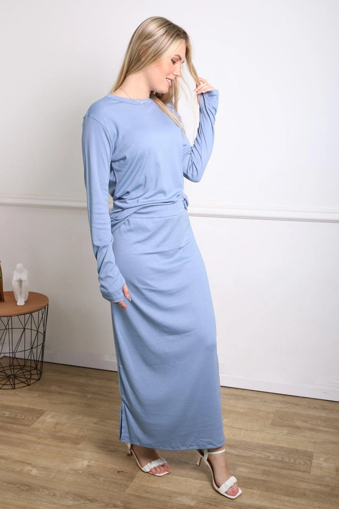 חליפת אשלי - דתייה אונליין