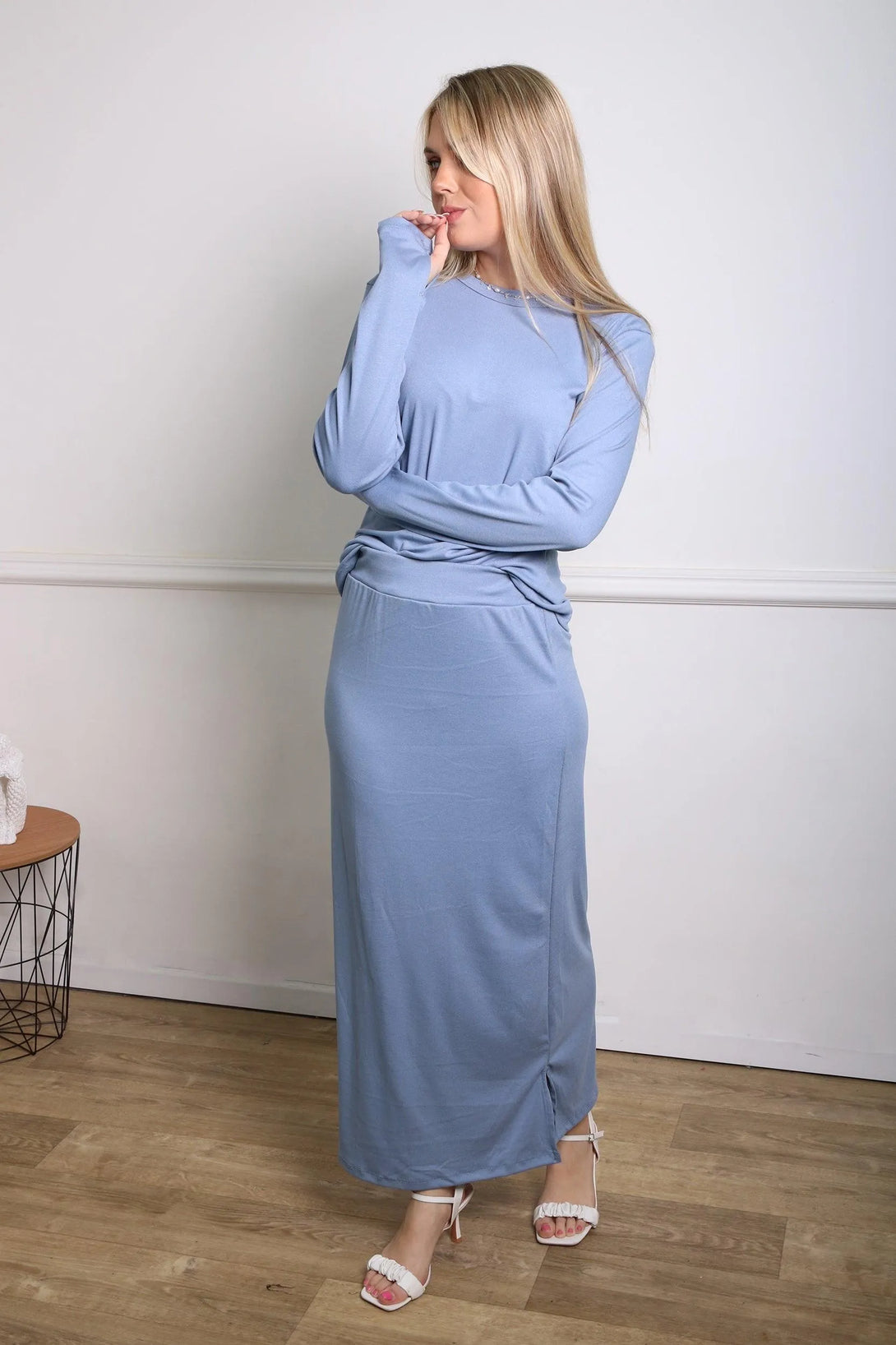 חליפת אשלי - דתייה אונליין