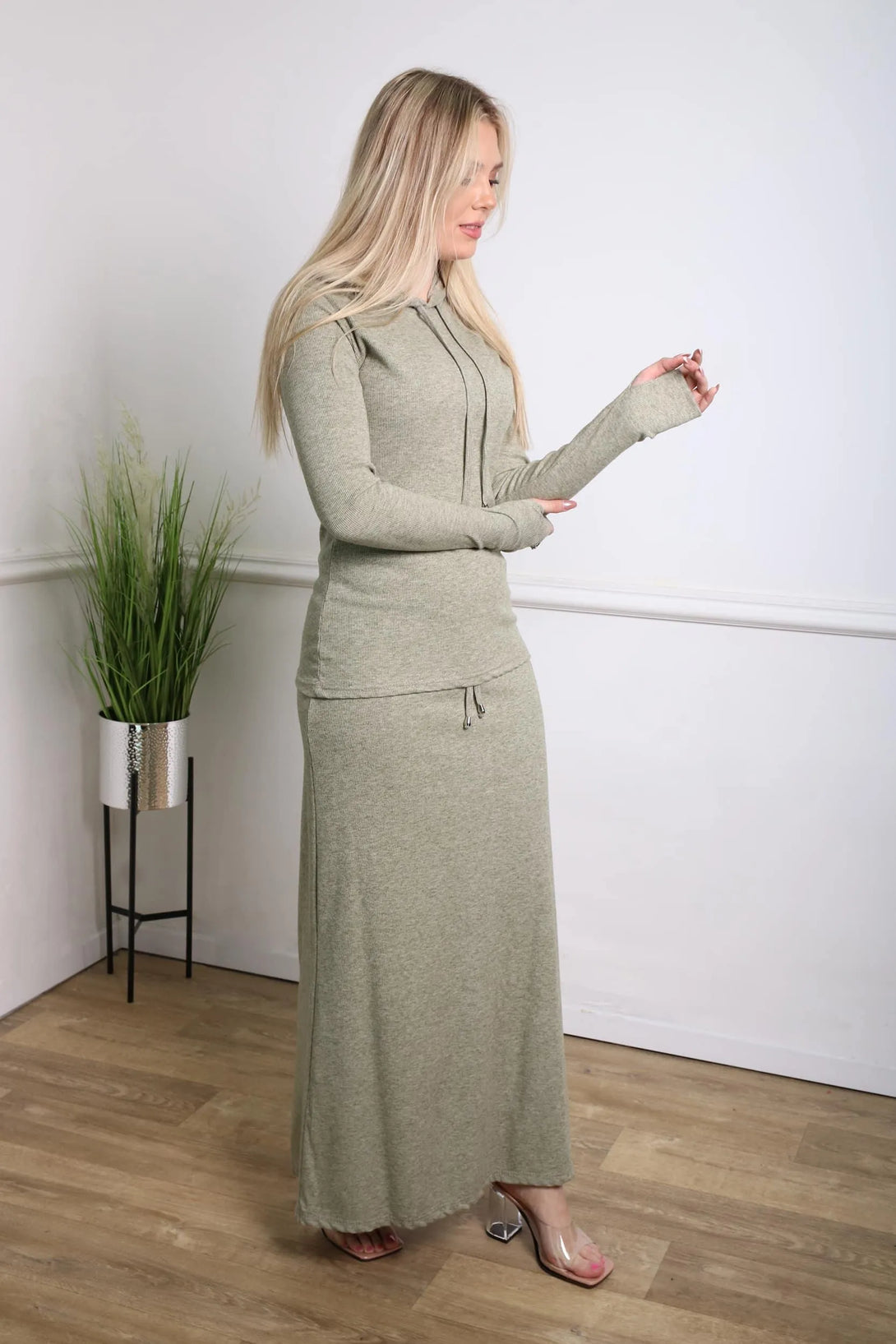 חליפת ירדן - דתייה אונליין