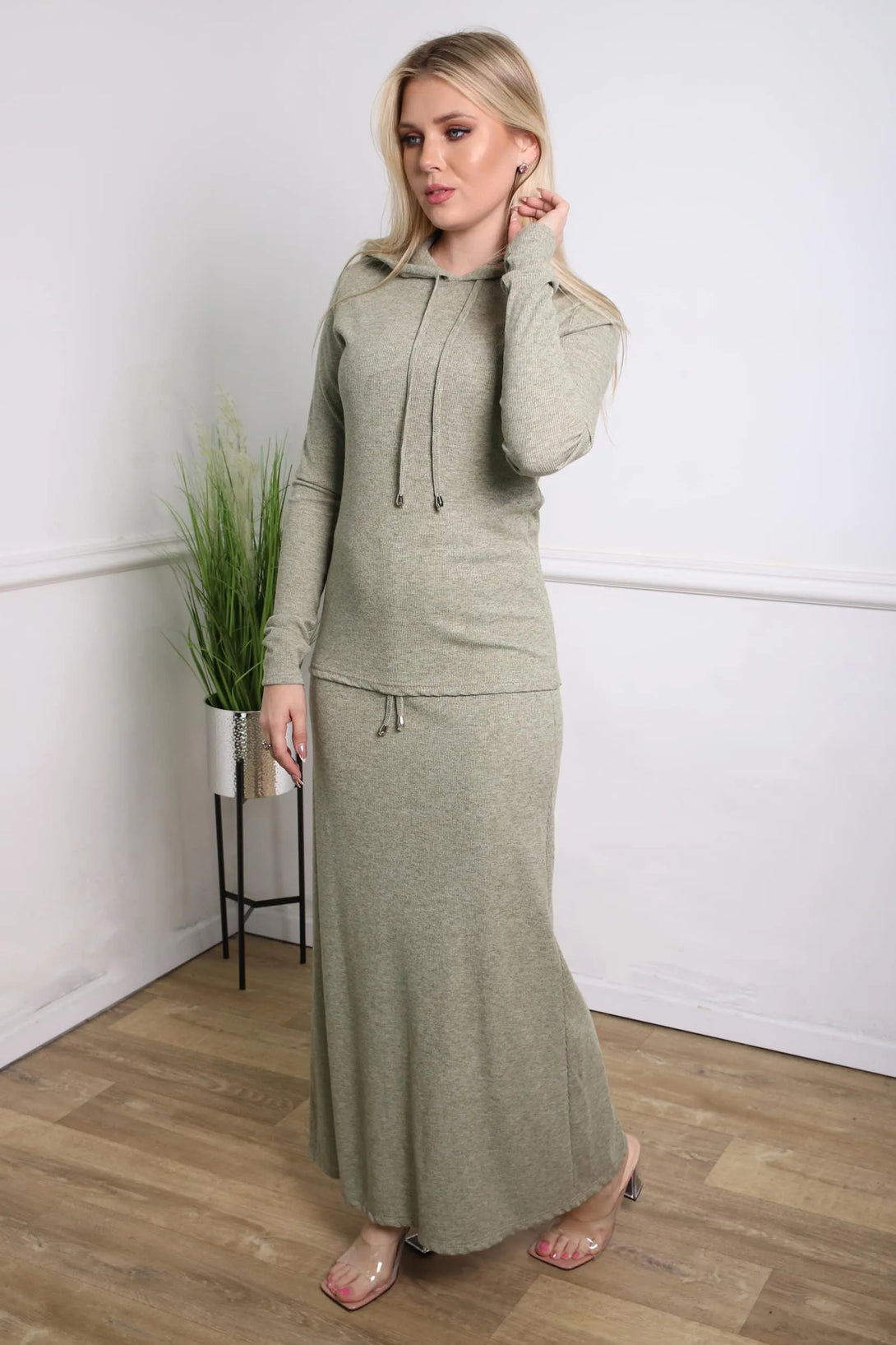 חליפת ירדן - דתייה אונליין