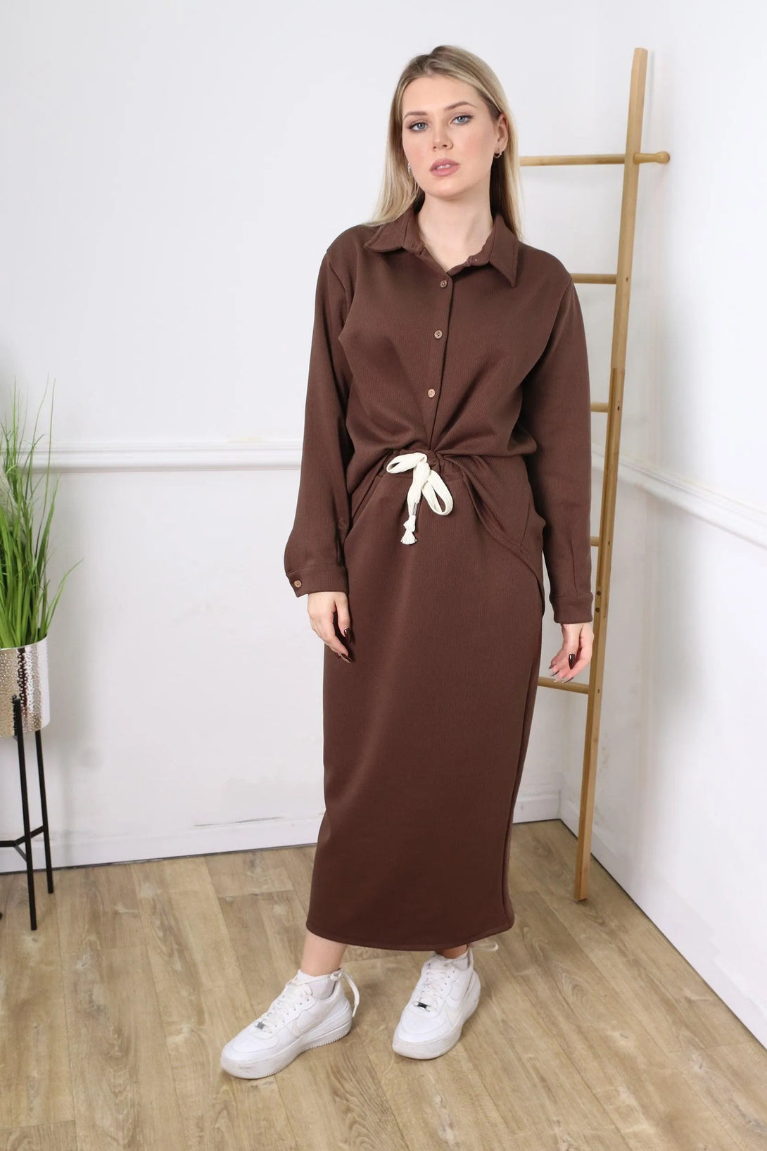 חליפת נרקיס - דתייה אונליין