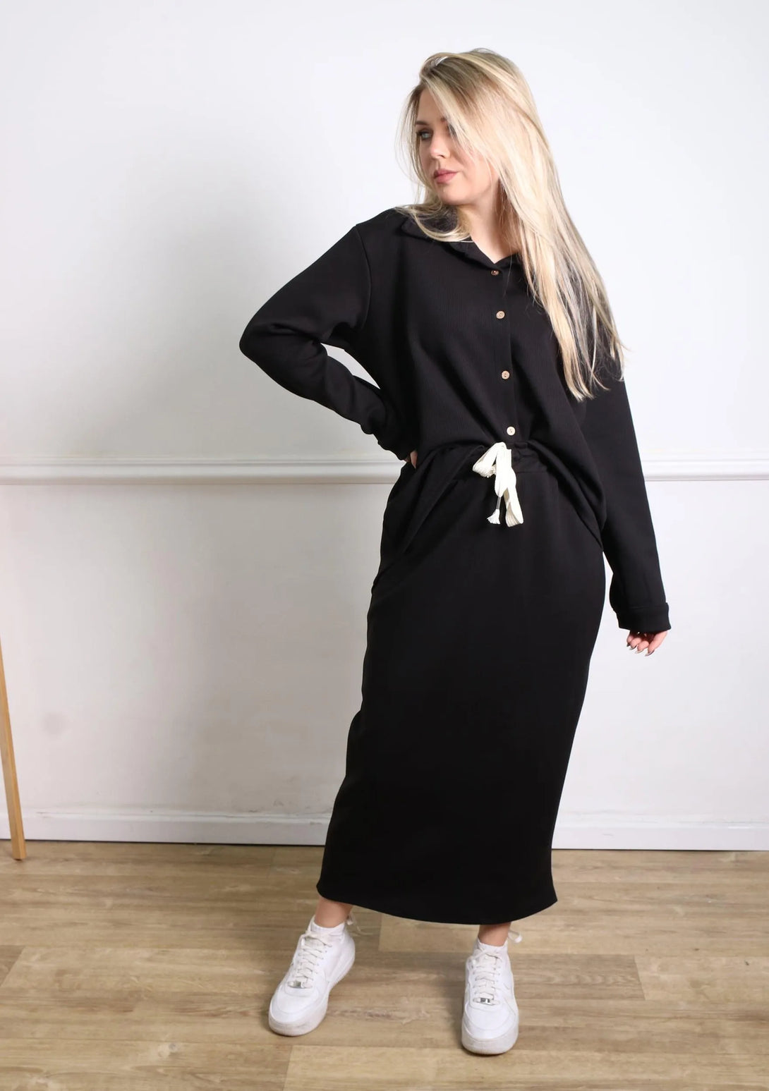 חליפת נרקיס - דתייה אונליין