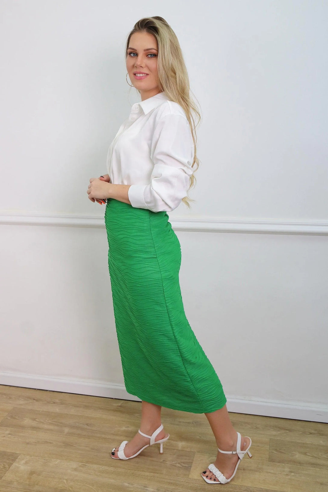 חצאית גלים מרי - דתייה אונליין