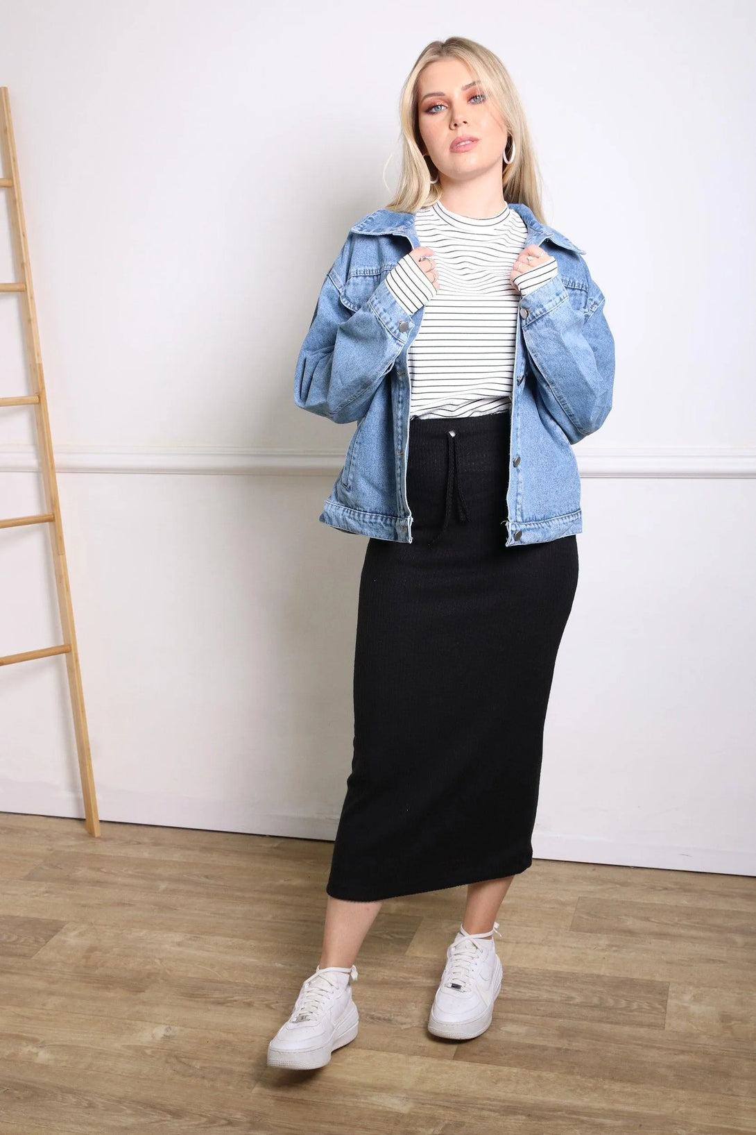 חצאית סריג בייסיק - דתייה אונליין