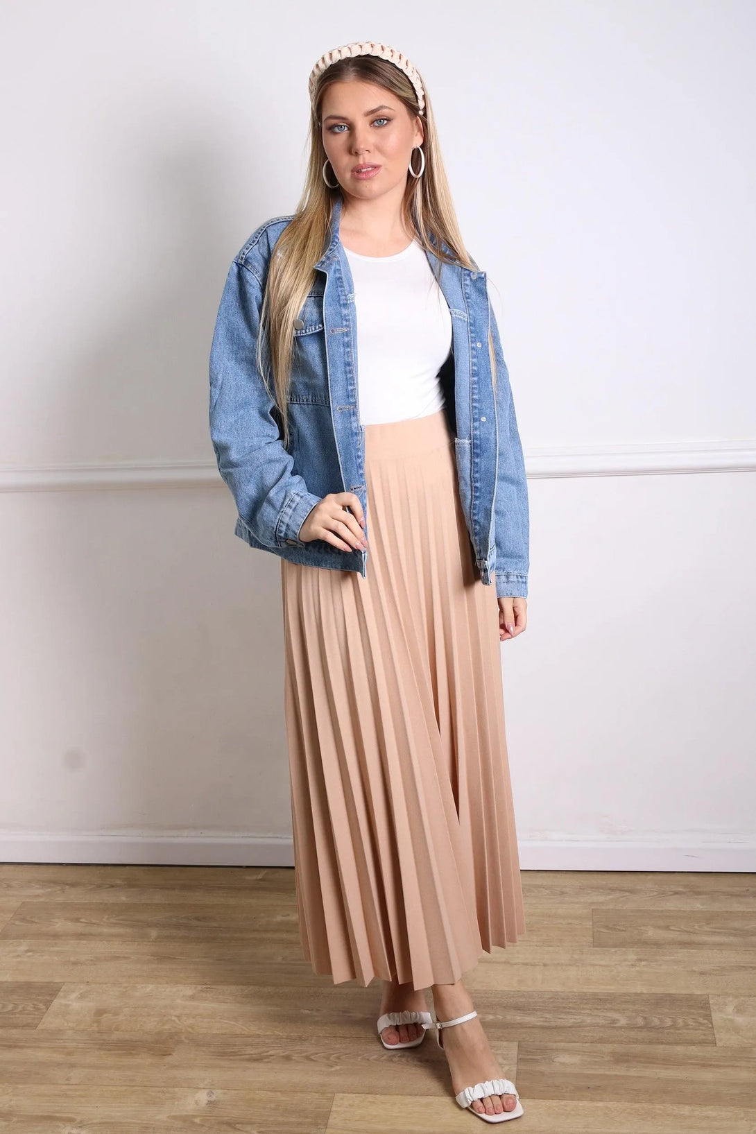 חצאית פליסה מקסי קרם - דתייה אונליין