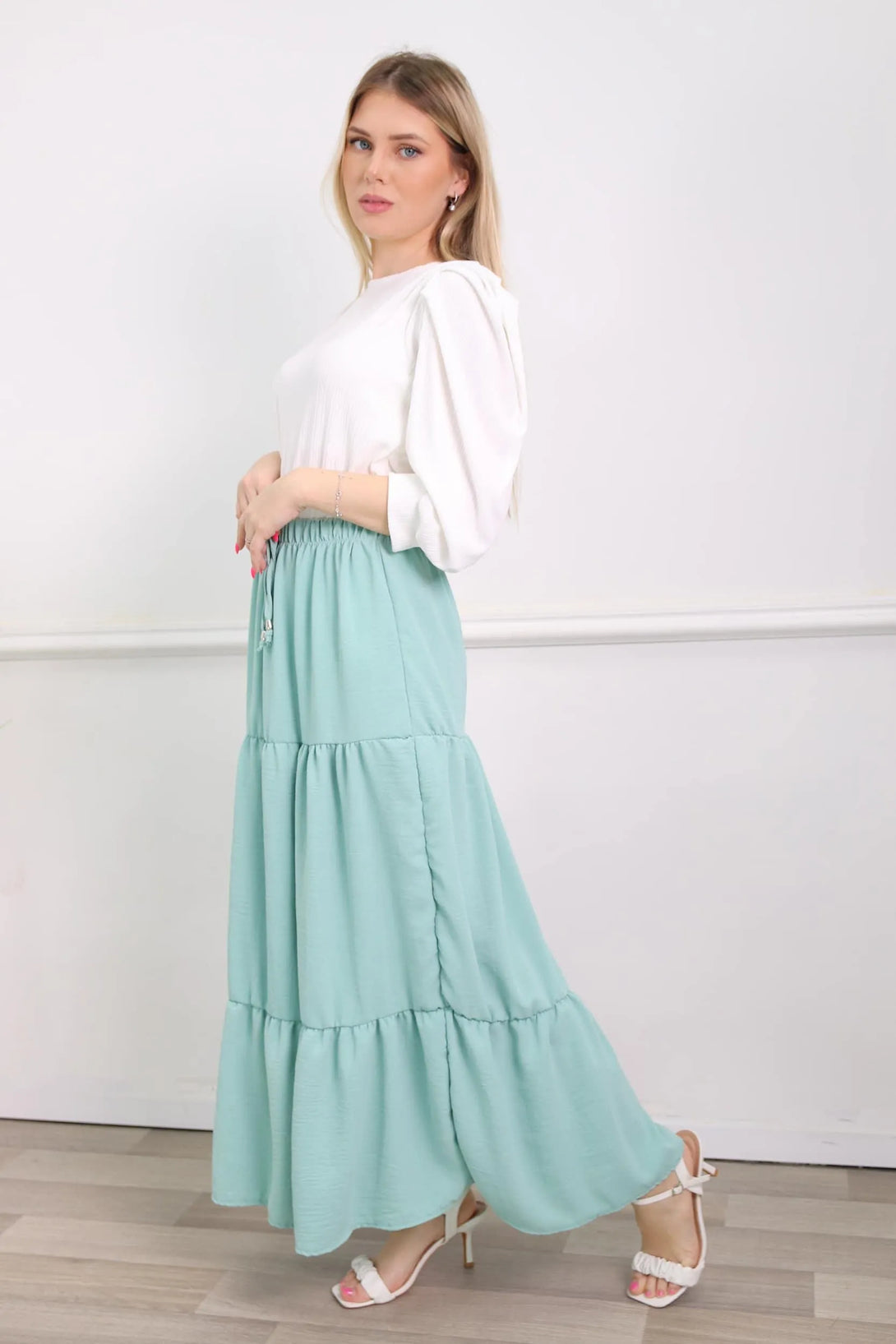 חצאית קומות חלקה - דתייה אונליין