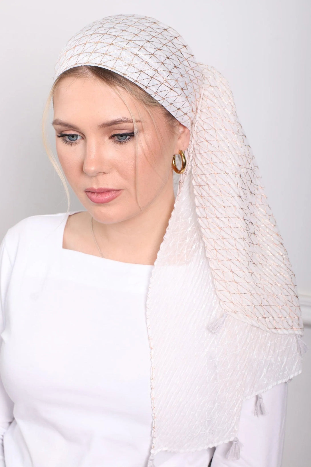 מטפחת לונג - אריג מעוייני זהב - דתייה אונליין