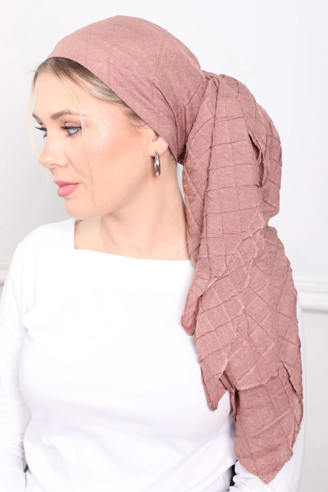 מטפחת לונג - אריג ריבועים - דתייה אונליין