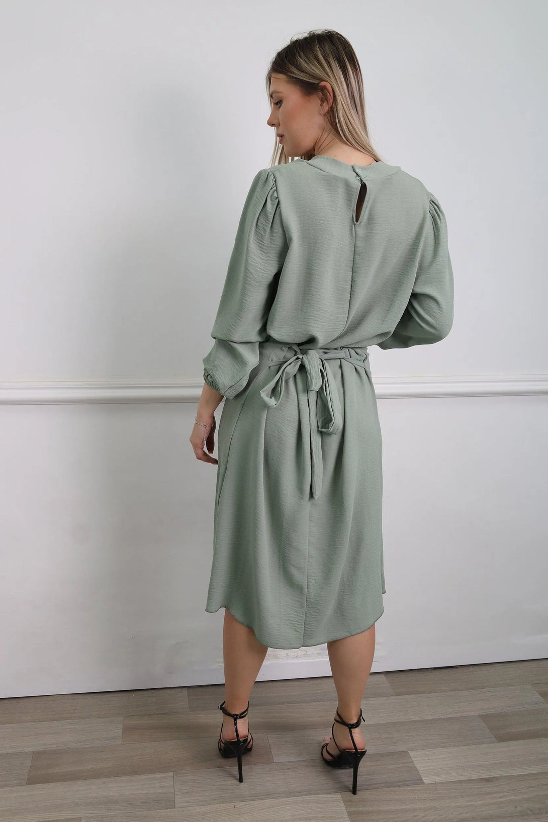 שמלת מיטל - דתייה אונליין