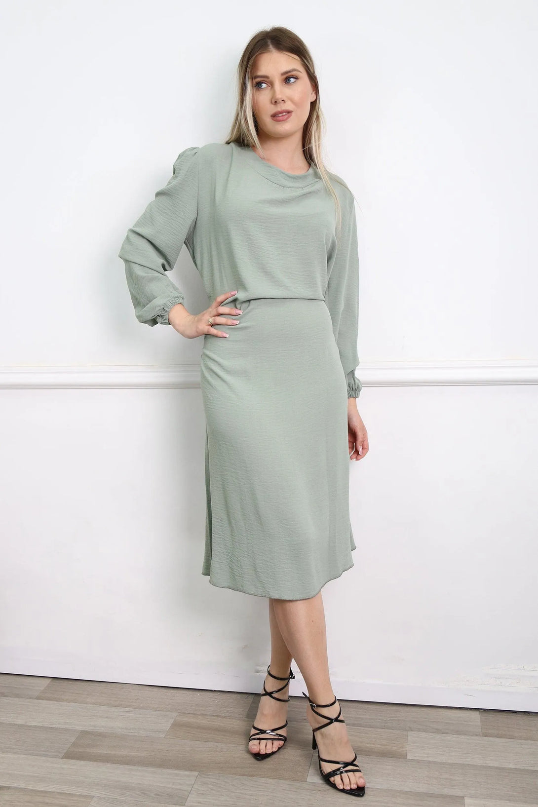 שמלת מיטל - דתייה אונליין