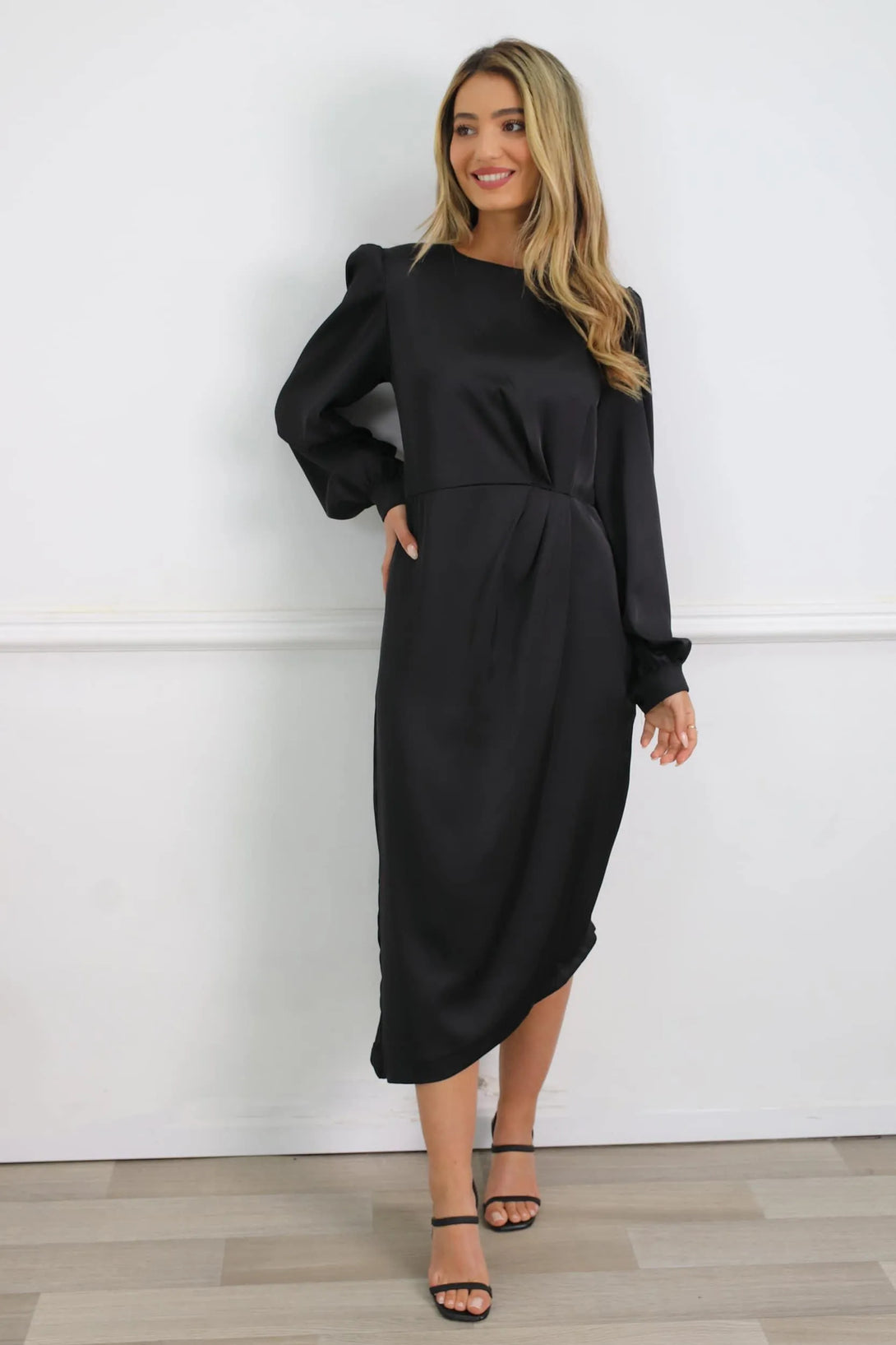 שמלת סאטן אליס - דתייה אונליין