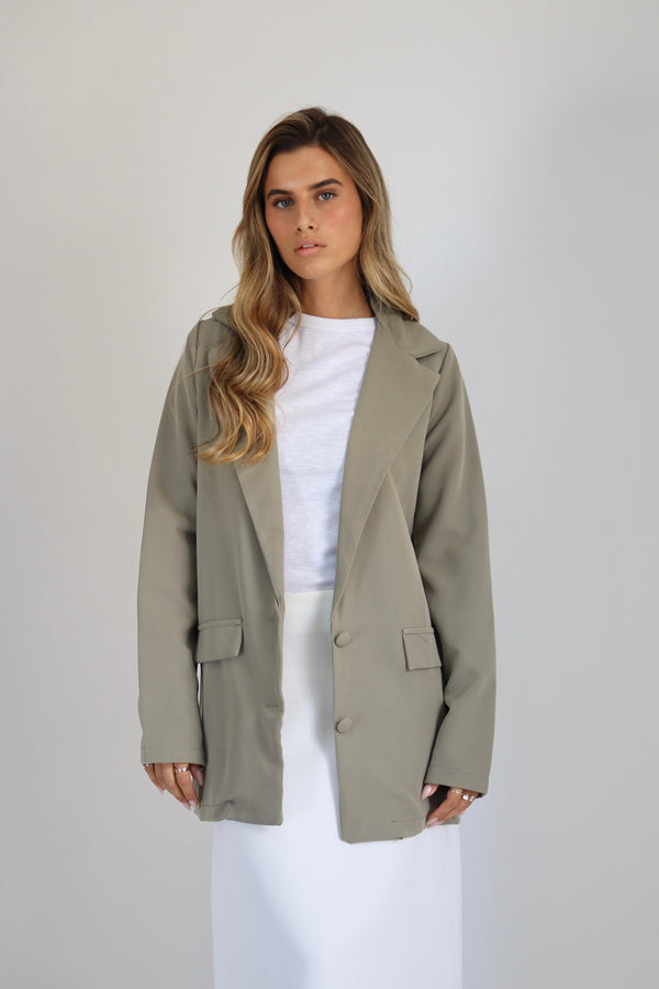 בלייזר אוברסייז לורן