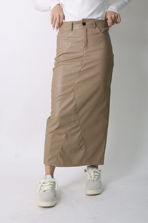 חצאית עור מייגן